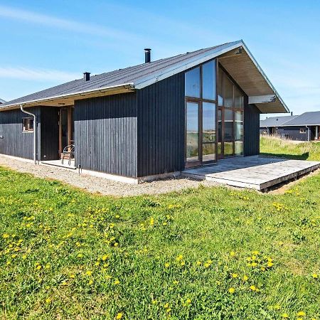 8 Person Holiday Home In Ulfborg ภายนอก รูปภาพ